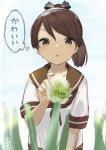  1girl artist_name blurry brown_eyes brown_hair brown_sailor_collar commentary_request depth_of_field flower kantai_collection ponytail sailor_collar school_uniform serafuku shikinami_(kantai_collection) short_hair simple_background solo spring_onion upper_body white_background yamashiki_(orca_buteo) 