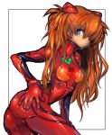  1girl ass blue_eyes bodysuit breasts closed_mouth dakusuta gloves hair_ornament highres long_hair looking_at_viewer neon_genesis_evangelion orange_hair plugsuit red_bodysuit simple_background small_breasts solo souryuu_asuka_langley white_background 