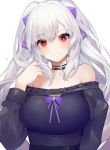 1girl akizone bangs bare_shoulders black_choker breasts choker collarbone eyebrows_visible_through_hair grin hair_ribbon highres holding holding_hair large_breasts long_hair long_sleeves looking_at_viewer mole mole_under_eye original purple_ribbon red_eyes ribbon smile solo symbol_commentary teeth twintails white_hair 