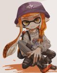  1girl black_headwear black_pants commentary_request dot_nose grey_sweater gun hat hwtr_06 ink_tank_(splatoon) inkling inkling_girl long_hair looking_at_viewer orange_hair pants pointy_ears s-blast_&#039;92_(splatoon) simple_background smile solo splatoon_(series) squatting sweater teeth tentacle_hair torn_clothes torn_pants weapon white_background yellow_eyes 