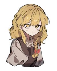  1girl black_vest blonde_hair bow braid closed_mouth hair_bow highres kirisame_marisa long_hair looking_at_viewer niru_(ka_k_0517) no_headwear red_bow side_braid simple_background single_braid solo touhou upper_body vest white_background yellow_eyes 