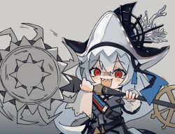  1girl aqa arknights black_dress black_hat blush blush_stickers chibi circular_saw commentary dress excited grey_background grey_hair hair_between_eyes hat highres holding holding_weapon long_hair looking_at_viewer open_mouth red_eyes revision saw sharp_teeth shoulder_strap simple_background smile solo specter_(arknights) specter_the_unchained_(arknights) teeth upper_body upper_teeth_only weapon 