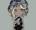  1girl black_gloves black_shirt cephalopod_eyes closed_mouth dark_skin fingerless_gloves gloves goggles goggles_on_head green_eyes green_hair grey_background hands_together highres iida_(splatoon) makeup mascara mole mole_under_mouth octarian pink_pupils piu_(piu55jsr) shirt short_hair simple_background sleeveless sleeveless_shirt smile solo splatoon_(series) splatoon_2 suction_cups takozonesu tentacle_hair younger 