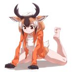  1girl animal_ears arm_support bangs bare_legs barefoot black_hair brown_eyes brown_hair buruma extra_ears feet_up gloves highres horizontal_pupils horns jacket kemono_friends kneeling leaning_forward long_sleeves looking_down medium_hair multicolored_hair open_clothes open_jacket outstretched_arms pronghorn_(kemono_friends) shirt simple_background soles solo spread_legs stretch tail tanabe_(fueisei) toes track_jacket white_background white_hair 