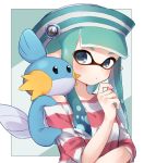 1girl bangs black_border blunt_bangs blunt_ends blush border closed_mouth company_connection dixie_cup_hat domino_mask gen_3_pokemon green_eyes green_hair green_headwear hat hat_ornament highres inkling long_sleeves looking_at_viewer mask medium_hair military_hat mudkip nintendo off_shoulder on_shoulder pointy_ears pokemon pokemon_(creature) pokemon_on_shoulder red_shirt shirt solo splatoon_(series) striped striped_headwear striped_shirt tentacle_hair upper_body yuzutouhu_ika