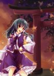  echoayane green_hair highres japanese_clothes kochiya_sanae leaf leaves long_hair miko torii touhou 