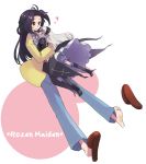  &lt;3 black_hair blush feet heart hug kakizaki_megu long_hair megu mi_(pixiv91989) murai_shinobu rozen_maiden slippers smile suigintou 