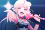  1girl backlighting bare_shoulders blurry blurry_background choker collarbone crown eyebrows_visible_through_hair fangs flower frills grey_hair hair_flower hair_ornament heart highres long_hair looking_at_viewer makaino_ririmu microphone multicolored_hair nijisanji open_mouth outstretched_arm pointy_ears red_eyes redhead sabamen scrunchie sidelocks smile solo spaghetti_strap stage_lights streaked_hair teeth upper_body virtual_youtuber wand wrist_scrunchie 