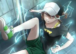  1girl aic_oekaki baseball_cap black_shirt blurry blurry_background brown_eyes brown_hair casual clenched_teeth commentary_request electricity electrokinesis glowing green_shorts hat heart heart_print highres low_ponytail magnetism misaka_mikoto psychic science_fiction shirt shoes short_hair short_shorts short_sleeves shorts sneakers solo teeth toaru_kagaku_no_railgun toaru_kagaku_no_railgun_s toaru_majutsu_no_index 