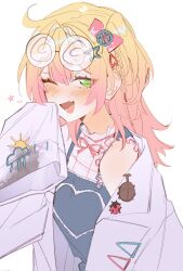  1girl blonde_hair blush braid bug coat coke-bottle_glasses commentary dirty dirty_clothes eyewear_on_head fang frilled_shirt frills glasses gradient_hair green_eyes grid_print hair_ornament hair_ribbon hand_up highres hololive ksin_fang lab_coat ladybug legzy long_hair looking_at_viewer momosuzu_nene momosuzu_nene_(7th_costume) multicolored_hair official_alternate_costume official_alternate_hairstyle one_eye_closed open_mouth pink_hair pink_ribbon rhinoceros_beetle ribbon round_eyewear shirt sidelocks simple_background skin_fang sleeves_past_fingers sleeves_past_wrists smile solo untranslatable_commentary upper_body virtual_youtuber white_background white_coat white_shirt 