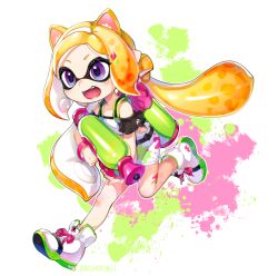  1girl :d aki_rosenthal aki_rosenthal_(gaming_casual) alternate_species animal_ears bbcurry013 belt black_belt black_shirt blonde_hair blush cat_ears colored_shoe_soles commentary deformed domino_mask eye_mask fangs full_body hololive ink_tank_(splatoon) inkling long_hair looking_ahead low_twintails mask no_jacket off-shoulder_shirt off_shoulder official_alternate_costume official_alternate_hairstyle open_mouth overall_shorts overalls parted_bangs pointy_ears running shirt shoes short_eyebrows smile sneakers solo splatoonification splattershot_(splatoon) tentacle_hair twintails untranslatable_commentary v-shaped_eyebrows violet_eyes virtual_youtuber white_overalls white_shoes 