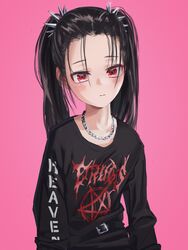  1girl absurdres belt black_belt black_hair blush chain_necklace closed_mouth clothes_writing forehead highres long_sleeves looking_at_viewer nadegata original pentacle pink_background red_eyes simple_background smile solo twintails 