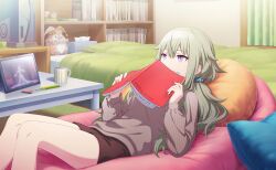  1girl bare_legs bed bed_sheet bedroom blue_scrunchie book breasts brown_shorts brown_sweater colorful_palette covered_mouth cup curtains dot_nose eraser fingernails game_cg green_hair hair_flaps hair_ornament hair_scrunchie highres holding holding_notebook indoors koukyou_suru_machi_no_katasumi_de_(project_sekai) kusanagi_nene long_hair looking_up low_twintails notebook official_art pen phenny_(project_sekai) pillow project_sekai ribbed_sweater scrunchie shelf short_shorts shorts sitting small_breasts solo sweater table tablet_pc third-party_source twintails violet_eyes 
