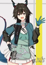  1girl :d absurdres arknights arknights:_endfield black_hair blue_gloves blue_jacket blue_tail chen_qianyu_(arknights) clothes_writing commentary_request cowboy_shot gloves grey_background grey_eyes hand_on_own_hip highres horns jacket komori_kon long_hair long_sleeves looking_at_viewer open_clothes open_jacket partial_commentary pleated_skirt signature skirt smile solo standing tail tail_raised waving white_skirt 