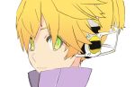  1boy blonde_hair d_futagosaikyou from_side green_eyes hair_over_eyes headphones high_collar kagamine_len kagamine_len_(append) light_smile looking_at_viewer looking_to_the_side male_focus portrait short_ponytail spiky_hair vocaloid vocaloid_(tda-type_ver) vocaloid_append white_background 