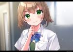  &gt;:) 1girl artist_name bangs blurry blurry_background blush brown_hair closed_mouth collared_shirt commentary_request depth_of_field dress_shirt eyebrows_visible_through_hair green_eyes green_shirt hair_between_eyes hand_up highres indoors letterboxed minami_saki original school_uniform shirt short_sleeves signature smile smug solo upper_body v-shaped_eyebrows white_shirt 