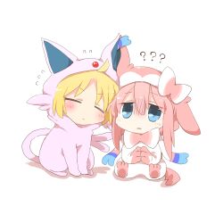  2girls ? ?? ahoge blonde_hair blue_eyes bocchi_the_rock! chibi closed_eyes closed_mouth cosplay espeon espeon_(cosplay) full_body gotoh_hitori hair_between_eyes ijichi_seika long_hair multiple_girls pink_hair pokemon rebecca_(keinelove) sylveon sylveon_(cosplay) white_background 