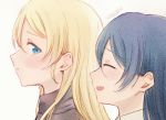  2girls artist_name ayase_eli blonde_hair blue_eyes closed_eyes grey_sweater long_hair love_live! love_live!_school_idol_project multiple_girls smile sonoda_umi suito sweater turtleneck turtleneck_sweater 