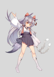  1girl absurdres anchor_necklace animal_ears arm_up azur_lane bell black_hakama bow fox_ears fox_girl fox_tail full_body gohei grey_background grey_hair hair_bow hair_ornament hair_tubes hakama hakama_short_skirt hakama_skirt highres historical_name_connection holding holding_gohei japanese_clothes jewelry jingle_bell kamikaze_(azur_lane) kamikaze_(retrofit)_(azur_lane) kimono long_hair long_sleeves looking_at_viewer multicolored_hair name_connection necklace nontraditional_miko orange_eyes redhead ribbon-trimmed_clothes ribbon-trimmed_sleeves ribbon_trim shide shirt skirt smile socks solo streaked_hair tail tassel the_hermit very_long_hair white_kimono white_sleeves white_socks wide_sleeves 