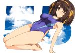  1girl ;) bangs barefoot blush breasts brown_eyes brown_hair commentary competition_swimsuit countdown covered_navel eyebrows_visible_through_hair feet from_side hairband haruhisky kneeling medium_breasts medium_hair number one-piece_swimsuit one_eye_closed smile solo suzumiya_haruhi suzumiya_haruhi_no_yuuutsu swimsuit toes yellow_hairband 