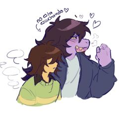  1girl 1other ahoge antenna_hair arrow_(symbol) black_eyes black_jacket black_shirt blank_speech_bubble blush brown_hair clenched_hand collared_shirt colored_sclera colored_skin commentary cropped_torso deltarune english_commentary from_side green_sweater hair_between_eyes hand_up heart jacket kris_(deltarune) long_hair long_sleeves looking_up monster_girl no_eyes open_clothes open_jacket open_mouth other_with_female puffy_long_sleeves puffy_sleeves purple_skin sharp_teeth shirt short_hair simple_background single_stripe smile sophmohr spanish_text speech_bubble striped_clothes striped_sweater susie_(deltarune) sweater t-shirt talking teeth upper_body utdr_(toby_fox) v-shaped_eyebrows white_background white_shirt yellow_sclera yellow_skin 