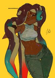  absurdres artist_name commentary dark-skinned_female dark_skin denim fingerless_gloves gloves heart heart-shaped_pupils highres jeans light_smile marina_(splatoon) navel nintendo octoling one_eye_covered pants snoozieperhour splatoon_(series) standing symbol-shaped_pupils yellow_background 