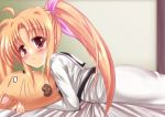  blush fate_testarossa mahou_shoujo_lyrical_nanoha pillow pillows red_eyes school_uniform twintails uminchu 