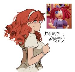  1girl arrow_(symbol) blue_eyes blush bracelet breasts character_name clenched_hand closed_mouth corset criss-cross_straps curly_hair dress english_text freckles from_side hair_between_eyes hairband hand_up humanization jewelry long_hair looking_at_viewer medium_breasts pearl_bracelet puffy_short_sleeves puffy_sleeves ragatha_(the_amazing_digital_circus) red_hair screenshot short_sleeves simple_background solo sophmohr spanish_commentary sweatdrop the_amazing_digital_circus upper_body white_background white_corset white_dress white_hairband 