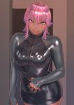  1girl blush bodysuit breasts dark_skin highres kilye_4421 latex_bodysuit long_sleeves looking_at_viewer original pink_eyes pink_hair short_hair skin_tight solo 