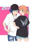  1boy 1girl alternate_costume baseball_cap black_shirt blue_eyes blue_hair freyja_wion green_eyes hand_on_hip hat hayate_immelmann highres leaning_forward macross macross_delta mosako one_eye_closed orange_hair shirt short_sidetail side_ponytail tongue tongue_out white_shirt 