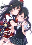  2girls bangs black_hair blush chase!_(love_live!) cowboy_shot dual_persona dutch_angle grey_eyes hug kitahara_tomoe_(kitahara_koubou) long_hair love_live! love_live!_nijigasaki_high_school_idol_club miniskirt multiple_girls nakagawa_nana nijigasaki_academy_uniform plaid plaid_skirt selfcest simple_background skirt smile twitter_username white_background yuuki_setsuna_(love_live!) 