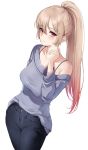  1girl bare_shoulders blonde_hair blue_legwear blue_shirt blush closed_mouth collarbone denim gradient_hair highres jeans long_hair long_pants long_sleeves looking_at_viewer multicolored_hair original pants ponytail red_eyes shirt smile solo spaghetti_strap white_background yumaomi 