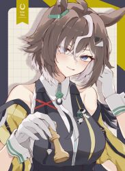  1girl ahoge animal_ears bare_shoulders black_shirt blue_eyes blush breasts brown_hair chess_piece closed_mouth collarbone gloves grey_hair hair_ornament hair_over_one_eye highres holding holding_chess_piece horse_ears horse_girl large_breasts looking_at_viewer multicolored_hair ri_cochet rulership_(racing)_(umamusume) rulership_(umamusume) shirt short_hair sleeveless sleeveless_shirt smile solo streaked_hair umamusume upper_body white_gloves white_shirt 