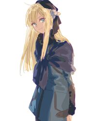 1girl aqua_eyes arm_at_side black_hat blonde_hair blue_dress chinese_commentary closed_mouth commentary_request cowboy_shot dress fate_(series) flower fua1heyvot4ifsr fur-trimmed_sleeves fur_collar fur_trim hair_flower hair_ornament hat highres long_hair long_sleeves looking_at_viewer lord_el-melloi_ii_case_files purple_shawl reines_el-melloi_archisorte shawl simple_background smile solo standing white_background white_flower 
