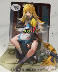  1girl absurdres animal_ear_fluff animal_ears bangboo_(zenless_zone_zero) blonde_hair bow colored_inner_hair fingerless_gloves gloves green_eyes highres hu_wei_(zenless_zone_zero) jacket ju_fufu long_hair multicolored_hair open_mouth rattish_(rattish_ra) sharkboo_(zenless_zone_zero) shirt shorts sitting smile solo striped_fur striped_hair tail tail_bow tail_ornament thigh_strap tiger_ears tiger_girl tiger_stripes tiger_tail white_hair yellow_jacket zenless_zone_zero 