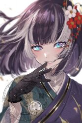 1girl black_gloves black_hair blue_eyes blunt_bangs blush commentary_request flower gloves green_kimono grey_hair grin hair_flower hair_ornament highres hololive hololive_dev_is japanese_clothes juufuutei_raden juufuutei_raden_(new_year) kimono lace lace_gloves looking_at_viewer medium_hair multicolored_eyes multicolored_hair official_alternate_costume purple_kimono red_flower sidelocks simple_background smile solo sparrow_ame straight-on straight_hair streaked_hair two-tone_hair upper_body violet_eyes virtual_youtuber watermark white_background white_flower 