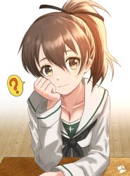 1girl ? absurdres arm_support blush breasts brown_eyes brown_hair cleavage closed_mouth collarbone commentary_request finger_to_mouth girls_und_panzer gratin_(kumaisao) hair_ribbon highres kainushi koyama_yuzu large_breasts long_hair looking_at_viewer ooarai_school_uniform ponytail ribbon school_uniform simple_background smile solo white_background