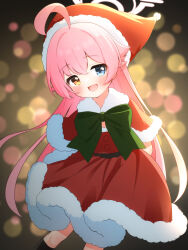  1girl :d absurdres ahoge black_background black_boots blue_archive blue_eyes blurry blurry_background blush boots bow bowtie capelet commentary_request crossed_bangs dress fang feet_out_of_frame fur-trimmed_capelet fur-trimmed_dress fur-trimmed_headwear fur_trim gradient_background green_bow green_bowtie hair_between_eyes hair_flaps halo hat highres hoshino_(blue_archive) huge_ahoge long_hair looking_at_viewer open_mouth orange_eyes petako_(ptpt_k) pink_hair pink_halo red_capelet red_dress red_hat santa_costume santa_hat sidelocks skin_fang smile solo very_long_hair yellow_background 
