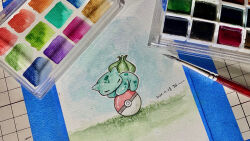  1other absurdres art_brush art_tools_in_frame blue_background blue_sky bud bulbasaur closed_eyes colored_skin commentary_request dated grass_type_theme_(pokemon) green_background green_skin highres kyo_(kyooccch) no_humans no_mouth nostrils paintbrush painting_(medium) painting_(object) photo_(medium) pointy_ears poke_ball poke_ball_(basic) pokemon pokemon_(creature) pokemon_focus pokemon_red/green/blue/yellow resting signature sky traditional_media two-tone_background watercolor_(medium) watercolor_tray 