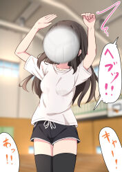  1girl :o absurdres arms_up ball basketball_hoop black_hair black_shorts black_thighhighs blurry blurry_background blush breasts collarbone commentary_request depth_of_field hair_ornament highres indoors long_hair original railing shirt short_shorts short_sleeves shorts small_breasts solo speech_bubble swept_bangs takasuma_hiro thigh-highs translation_request very_long_hair volleyball_(object) white_shirt window wooden_floor 
