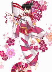  1girl barefoot black_hair demon_girl earrings fan feathers hair_feathers highres inuyasha japanese_clothes jewelry kagura_(inuyasha) kimono looking_at_viewer obi pointy_ears ponytail red_eyes sash short_ponytail smile walking 