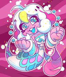  1girl absurdres aqua_choker aqua_scales aqua_tongue blonde_streaks choker colored_skin eyelashes heart heart-shaped_eyes highres looking_at_viewer merfolk mermaid mermay_2021 monster_girl multicolored_hair multicolored_scales no_straight_roads orb pink_background pink_hair pink_scales pink_skin rattiecake sayu_(no_straight_roads) short_hair single_hair_streak solo streaked_hair white_hair 