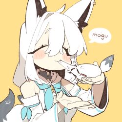  <o>_<o> 1girl :3 ahoge animal_ears bare_shoulders closed_eyes cocomayo29_(tomato) commentary_request detached_sleeves fox_ears fox_girl fox_tail hair_between_eyes hololive korean_commentary miteiru_(shirakami_fubuki) open_mouth pentagram shirakami_fubuki shirakami_fubuki_(1st_costume) simple_background speech_bubble tail virtual_youtuber white_hair yellow_background 
