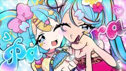  2girls alternate_costume alternate_hairstyle aqua_eyes aqua_hair black_hair blonde_hair blush bow cute deco*27 deco*27_(artist) dot_nose gyaru gyaru_v hair_ornament hairclip hatsune_miku heart heisei_retro hibiscus kawaii leopard_print letter_hair_ornament love_para_(vocaloid) multicolored_hair music_video one_eye_closed open_mouth pink_bow pink_hair pink_ribbon ribbon tagme twintails v video_thumbnail vocaloid 