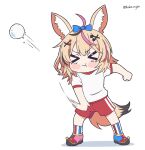  &gt;_&lt; 1girl alternate_costume animal_ear_fluff animal_ears ball blonde_hair blush chibi english_commentary fox_ears fox_tail gym_uniform hair_ornament hairclip holding holding_ball hololive kukie-nyan omaru_polka pout red_shorts shorts snowball solo tail throwing v-shaped_eyebrows virtual_youtuber white_background 