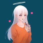  1girl bangs blue_eyes blue_nails bubble_tea collarbone cup disposable_cup drinking_straw earrings hands_up highres holding holding_cup jewelry long_hair long_sleeves nail_polish open_mouth orange_sweater original shimmer simple_background solo sweater upper_body upper_teeth white_hair 