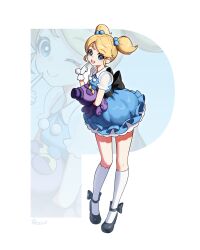  absurdres blonde_hair blue_dress blue_eyes bubbles_(ppg) dress full_body gloves highres kneehighs medium_hair open_mouth powerpuff_girls retto_7b short_twintails smile socks standing twintails white_gloves white_socks 