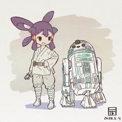  1girl artist_logo belt belt_buckle black_eyes black_hair boots brown_belt buckle commentary cosplay dated energy_sword full_body hair_rings hand_on_belt highres holding holding_sword holding_weapon jedi lightsaber logo long_sleeves looking_at_another luke_skywalker luke_skywalker_(cosplay) mechanization mizura nihongami non-humanoid_robot open_mouth pants quad_hair_rings r2-d2 robot sakuna-hime signature simple_background sleeves_past_wrists smile standing star_wars sword tama-jii tensui_no_sakuna-hime weapon white_background white_boots white_pants wide_sleeves y_koichi 