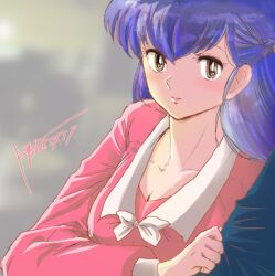  1girl bow breasts brown_eyes collar collarbone dress grey_background holding_over_opposite_shoulder jian_yin long_sleeves maison_ikkoku medium_breasts otonashi_kyouko pink_dress purple_hair simple_background smile white_bow 