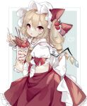  1girl ascot bangs blonde_hair blush border bow chocolate_syrup commentary crystal eating eyebrows_visible_through_hair flandre_scarlet food food_themed_hair_ornament frilled_sailor_collar frilled_shirt_collar frills fruit green_background hair_ornament hat hat_bow heart highres holding holding_food holding_spoon ice_cream looking_at_viewer looking_back medium_hair mob_cap one_side_up parfait puffy_short_sleeves puffy_sleeves red_bow red_eyes red_skirt sailor_collar shirt short_sleeves side_ponytail sidelocks simple_background skirt solo sorani_(kaeru0768) spoon strawberry strawberry_hair_ornament touhou upper_body white_shirt wings wrist_cuffs yellow_neckwear 